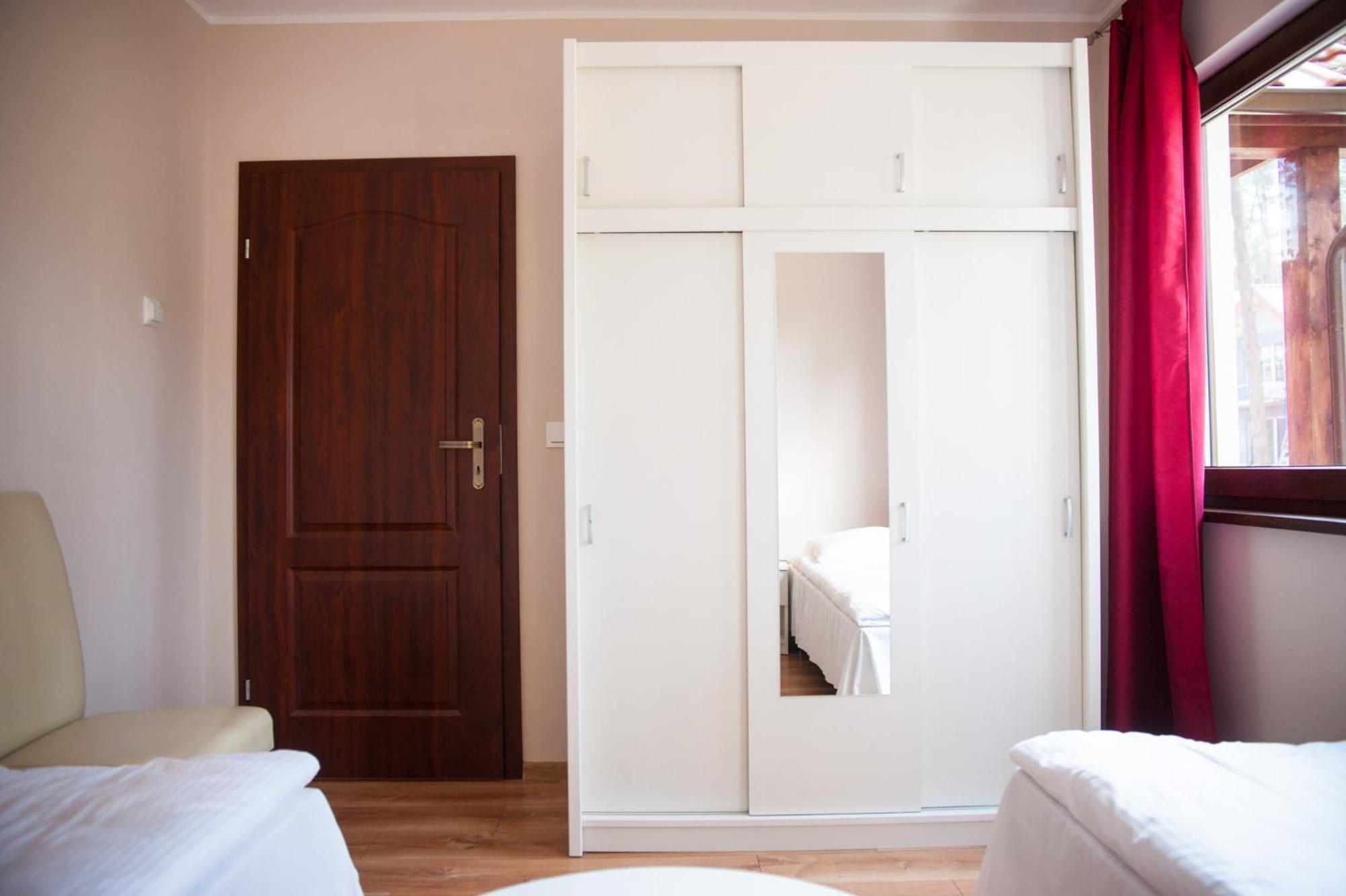 Apartamenty Niegocin Wilkasy Zimmer foto